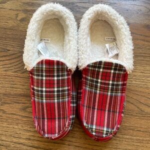 Red plaid, Sherpa lined slippers, cozy, warm size L Pottery Barn Woman L